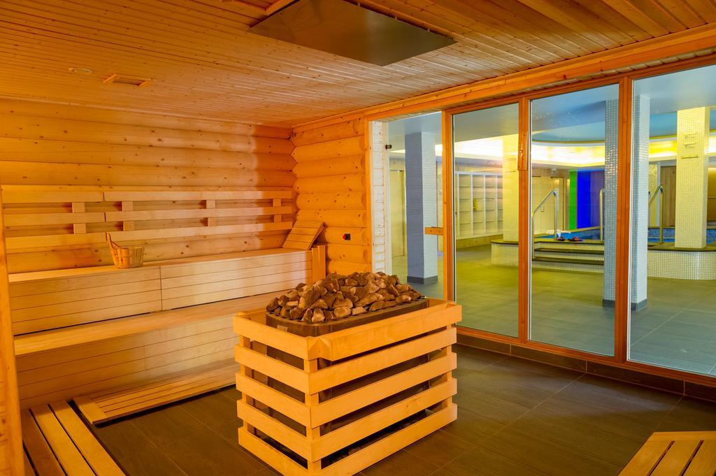 Aquaticum Debrecen Termal & Wellness Hotel Exterior photo