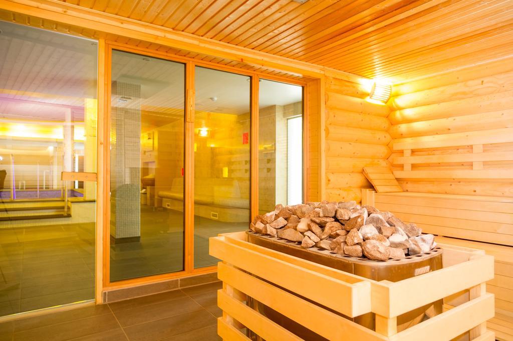 Aquaticum Debrecen Termal & Wellness Hotel Exterior photo