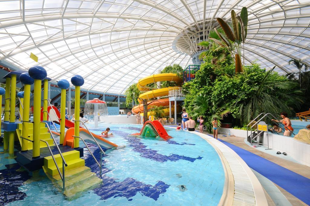 Aquaticum Debrecen Termal & Wellness Hotel Exterior photo