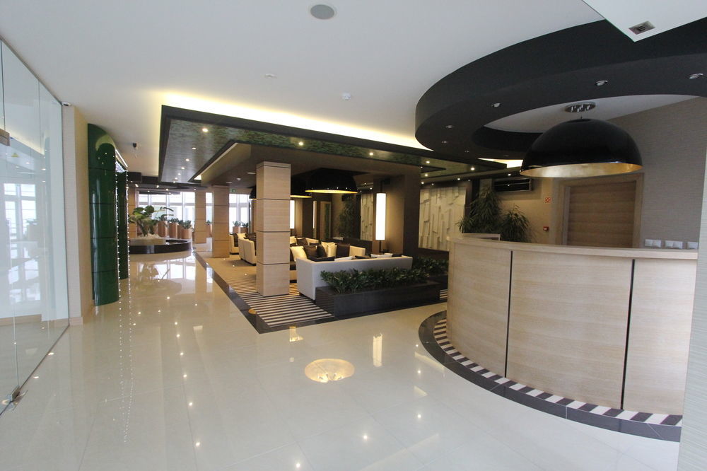 Aquaticum Debrecen Termal & Wellness Hotel Exterior photo