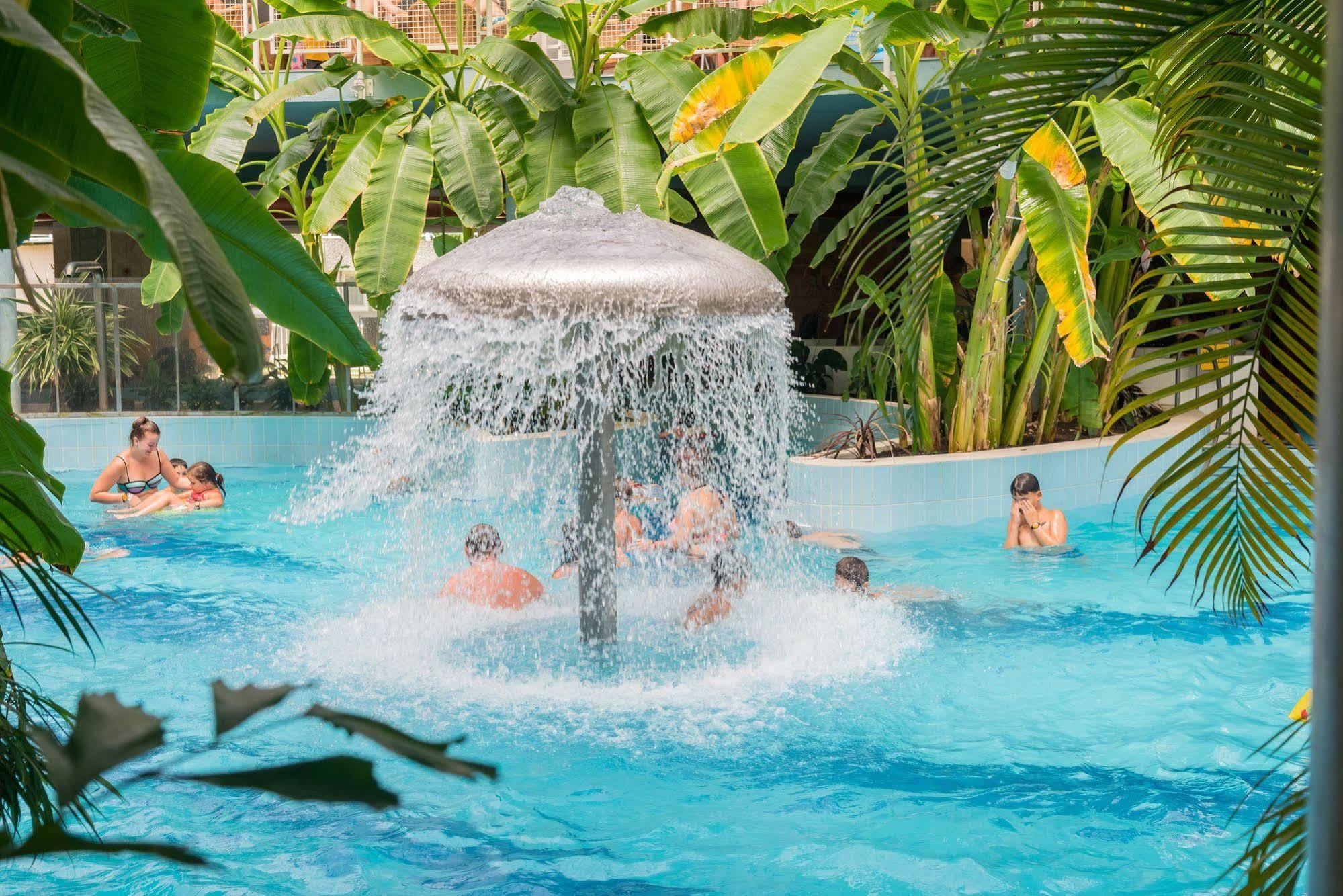 Aquaticum Debrecen Termal & Wellness Hotel Exterior photo